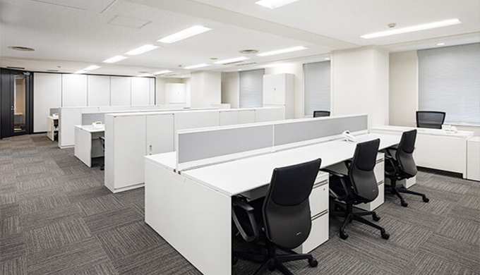 簡單功能齊全且百看不厭的辦公室 簡單功能齊全且百看不厭的辦公室