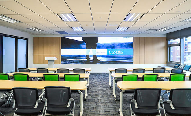 上海星瀚律師事務(wù)所室內(nèi)辦公空間裝修設(shè)計效果圖