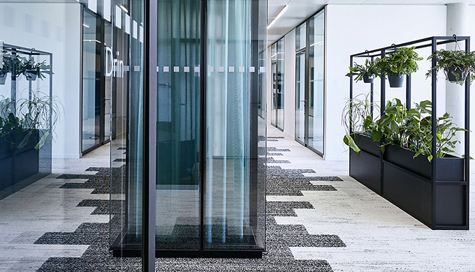 上海辦公室裝修公司安裝金屬龍骨骨架的注意事項