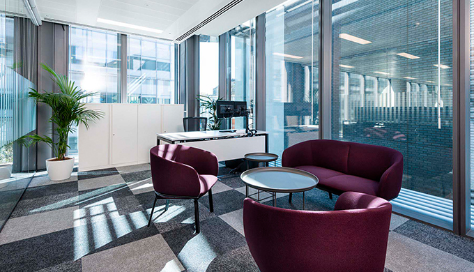上海徐匯較符合客戶審美的科技類辦公室裝修設(shè)計(jì)方案
